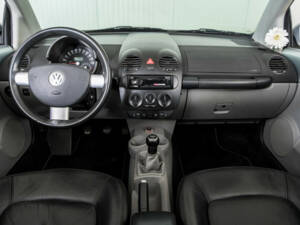 Bild 7/50 von Volkswagen New Beetle 2.0 (2003)