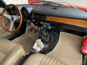 Image 7/13 de Alfa Romeo Giulia 1600 GT Junior (1973)