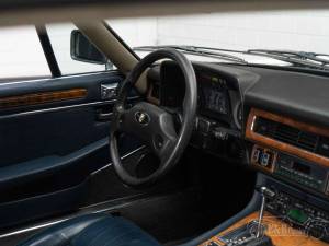 Immagine 9/19 di Jaguar XJ-S V12 (1988)