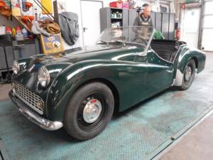 Image 1/50 de Triumph TR 3A (1957)