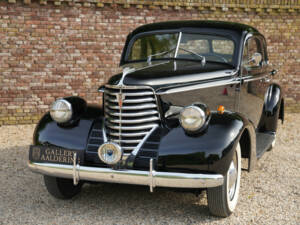 Image 39/50 of Oldsmobile F-Series Business Coupe (1938)