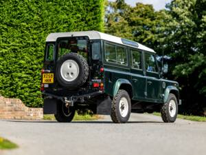 Immagine 33/42 di Land Rover Defender 110 Td5 (2000)