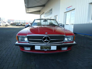 Imagen 2/30 de Mercedes-Benz 300 SL (1987)