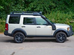 Image 2/50 of Land Rover Discovery (2008)