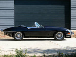 Immagine 5/45 di Jaguar E-Type 4.2 (1966)