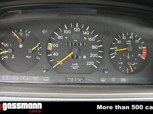 Image 12/15 de Mercedes-Benz 230 CE (1992)