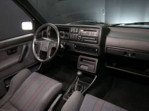 Image 18/30 of Volkswagen Golf II GTi G60 1.8 (1990)