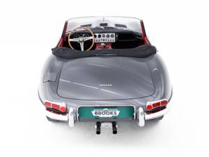 Image 11/32 of Jaguar E-Type 3.8 (1961)