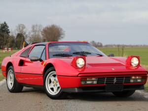 Image 3/7 of Ferrari 328 GTS (1987)