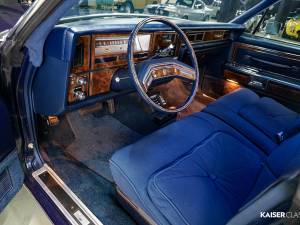Imagen 30/50 de Lincoln Continental Sedan (1979)