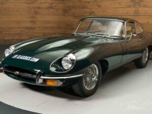 Image 6/19 de Jaguar E-Type (1969)