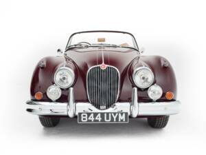 Immagine 6/41 di Jaguar XK 150 3.8 SE OTS (1960)