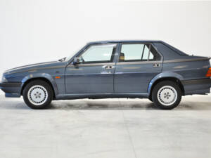 Bild 10/30 von Alfa Romeo 75 2.0 Twin Spark (1988)