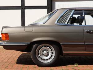 Image 43/59 of Mercedes-Benz 500 SLC (1980)