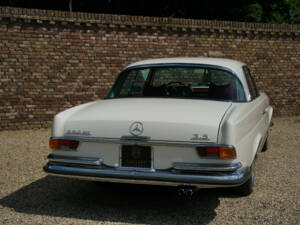 Imagen 45/50 de Mercedes-Benz 280 SE 3,5 (1970)