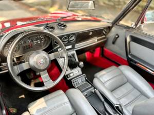 Bild 7/20 von Alfa Romeo 2.0 Spider (1988)