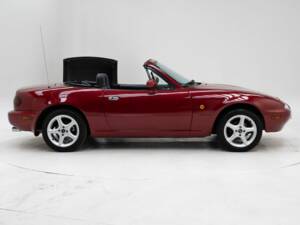 Immagine 6/15 di Mazda MX-5 1.6 (1991)