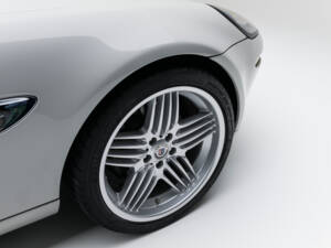 Image 26/80 of BMW Z8 (2000)