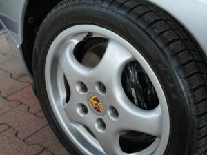 Immagine 19/50 di Porsche 928 GTS (1993)