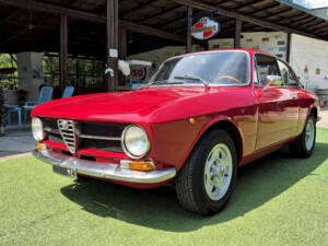 Image 4/50 de Alfa Romeo Giulia GT 1300 Junior (1971)