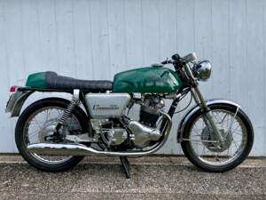 Norton Commando 750