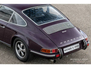 Image 17/34 de Porsche 911 2.4 T (1973)