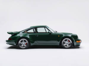 Image 2/17 of Porsche 911 Turbo 3.3 (WLS) (1991)