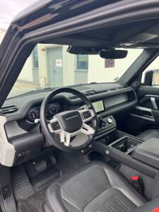 Image 6/14 of Land Rover Defender 90 P300 AWD (2021)