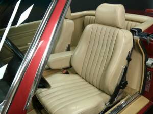 Bild 11/30 von Mercedes-Benz 560 SL (1989)