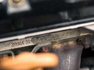 Imagen 44/51 de Mercedes-Benz 190 E 2.5-16 Evolution II (1991)