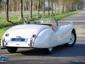 Image 20/49 of Jaguar XK 120 OTS (Alloy) (1949)