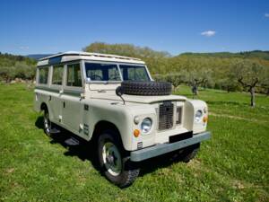 Image 4/14 of Land Rover 109 (1971)
