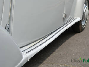 Image 45/50 of Mercedes-Benz 220 (1952)