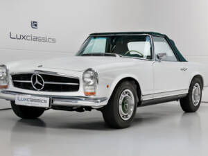 Image 3/31 of Mercedes-Benz 280 SL (1968)