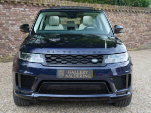 Image 5/50 of Land Rover Range Rover Sport P400e PHEV (2020)
