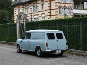 Image 20/39 of Morris Mini Van (1978)