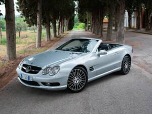 Image 5/7 de Mercedes-Benz SL 55 AMG (2002)