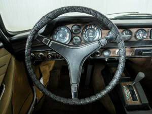 Image 8/50 of Volvo 1800 E (1971)