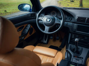 Image 36/50 of BMW M5 (2001)