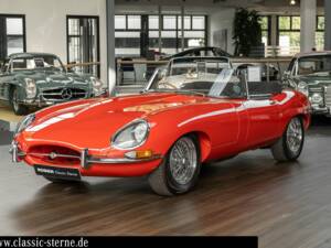 Immagine 1/15 di Jaguar E-Type 4.2 (1965)