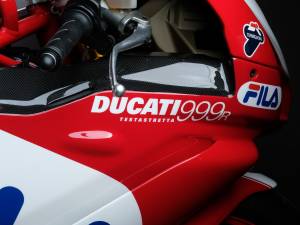 Image 10/11 de Ducati DUMMY (2004)