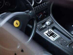 Bild 11/36 von Ferrari 550 Maranello (1999)