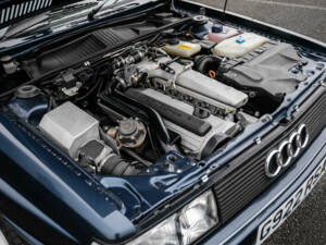 Image 3/50 of Audi 200 - 2.2 20V Turbo quattro (1990)