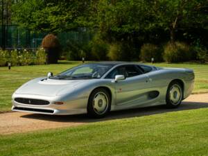 Bild 1/50 von Jaguar XJ 220 (1993)