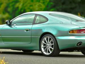 Immagine 9/50 di Aston Martin DB 7 Vantage (2000)