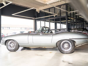 Bild 3/63 von Jaguar E-Type (1970)