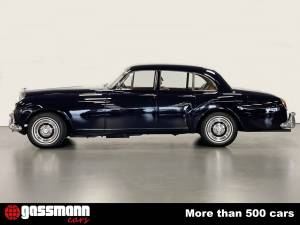 Image 5/15 of Bentley S 3 Continental Flying Spur (1963)
