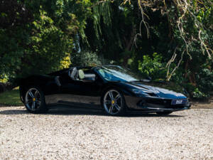 Image 1/15 of Ferrari 296 GTS (2024)