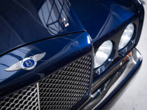 Afbeelding 23/31 van Bentley Azure (1999)