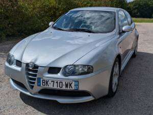 Image 2/111 of Alfa Romeo 147 3.2 GTA (2002)